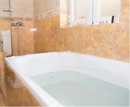 Oshun Puerta del Sol Deluxe