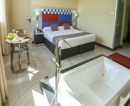 Oyo Hotel Route 42