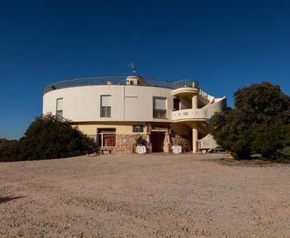 Hotel Paraje la Lambra