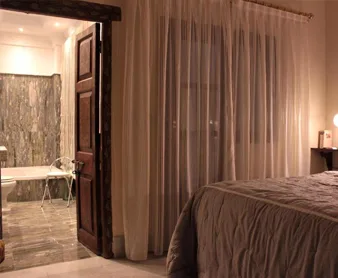 Rosa de Comares Casa Hotel & Candil Apartments by Alhambra Suite