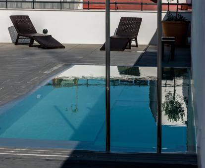 Welldone Quality - Crystal Pool en Sevilla (Sevilla)